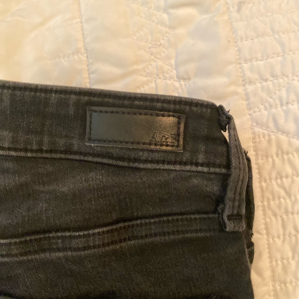A&F Washed Black Simone High Rise Jeans - Picture 2 of 3